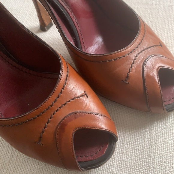 Louis Vuitton heels - Picture 4 of 5